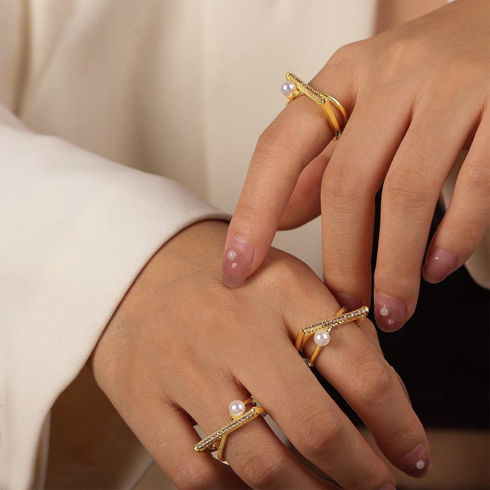 Bague géométrique moderne avec perles et zircons - Acier inoxydable