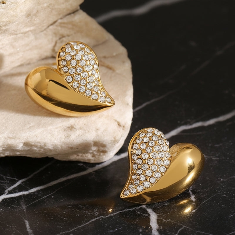 Boucles d’oreilles cœur dorées serties de zircon 18K