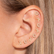 Boucles d’oreilles 2 trous – Acier inoxydable doré 18K pour look moderne

