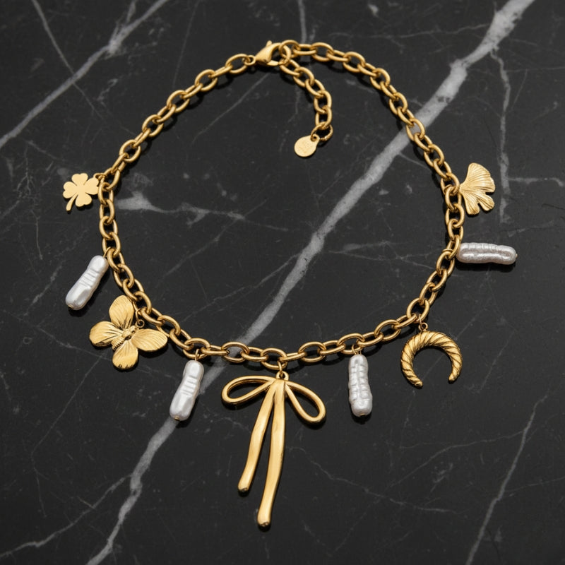 Collier fantaisie pendentifs