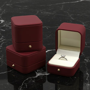Écrin bague similicuir rouge bordeaux